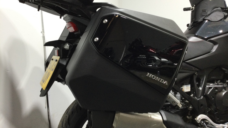 (23MY) Honda NT1100 Manual